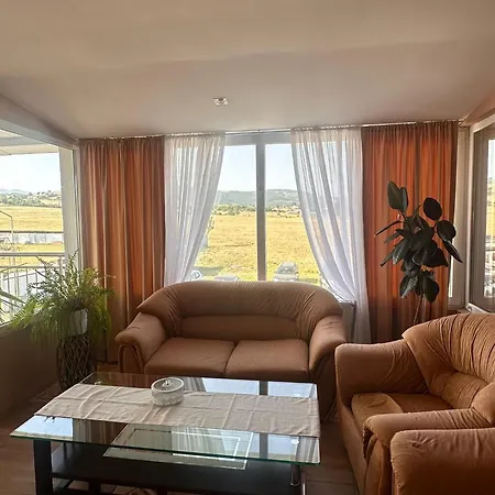 Apartament Tatul *
